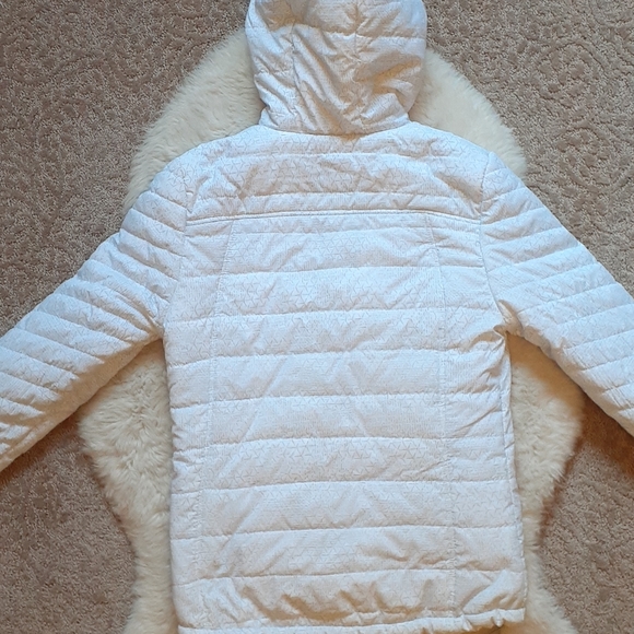 New Balance Coat - Picture 4 of 10